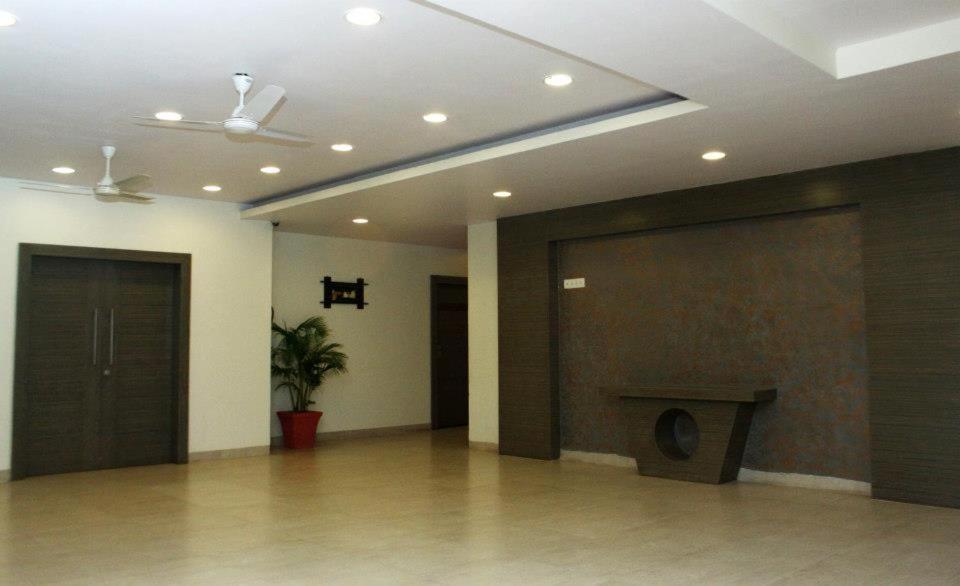 Hotel Landmark Rewa Экстерьер фото