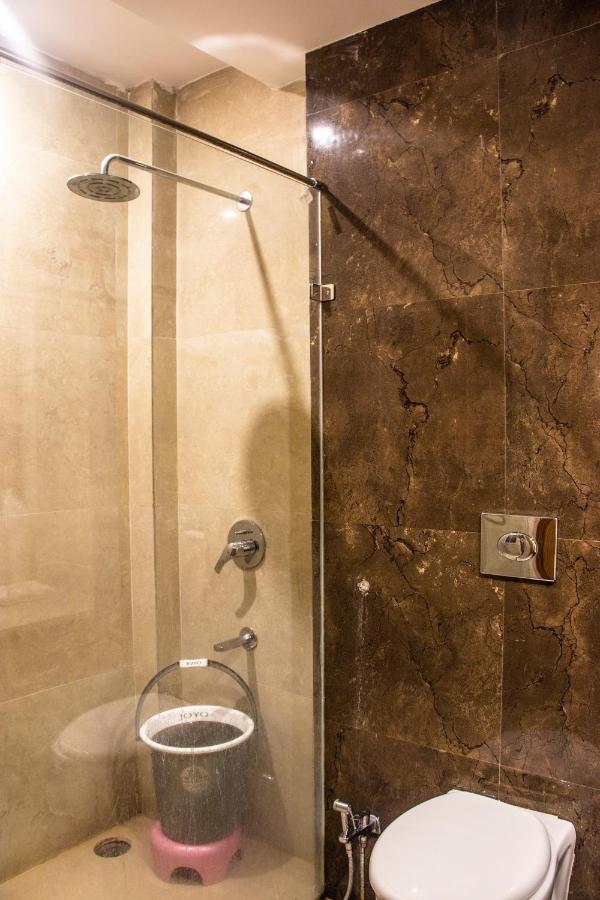 Hotel Landmark Rewa Экстерьер фото